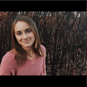 Meet your Posher, Michaela